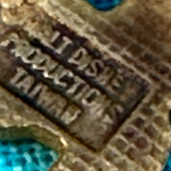 circa 80s 90s Iconic Disney Mickey Mouse Tie Tack Pin Made in Taiwan - Picture 5 of 5